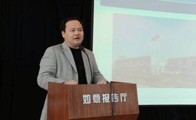 黄华铃-澳蓝(福建)实业有限公司董事长介绍