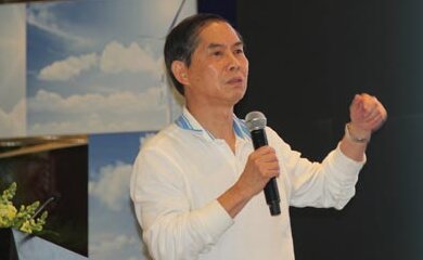 卢础其-广东万和新电气股份有限公司前任董事长介绍