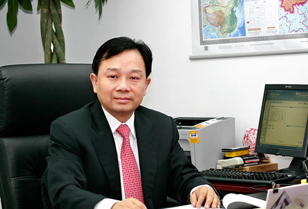 邓智尤-中国兵器装备集团公司前任副总经理介绍