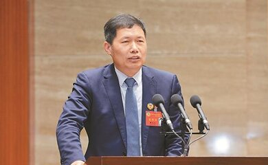 覃九三-深圳新宙邦科技股份有限公司董事长介绍