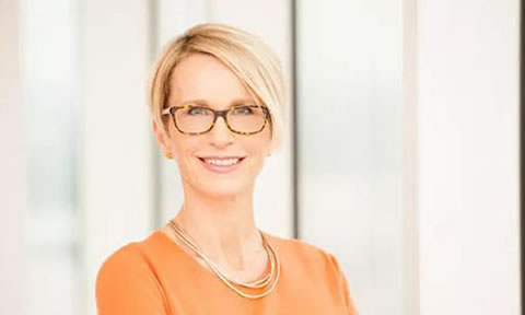 艾玛·沃姆斯利-葛兰素史克（GSK）全球CEO介绍