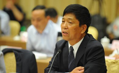 李如成-雅戈尔集团股份有限公司董事长兼总裁介绍