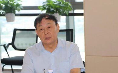 李年生-深圳万润科技股份有限公司董事长介绍